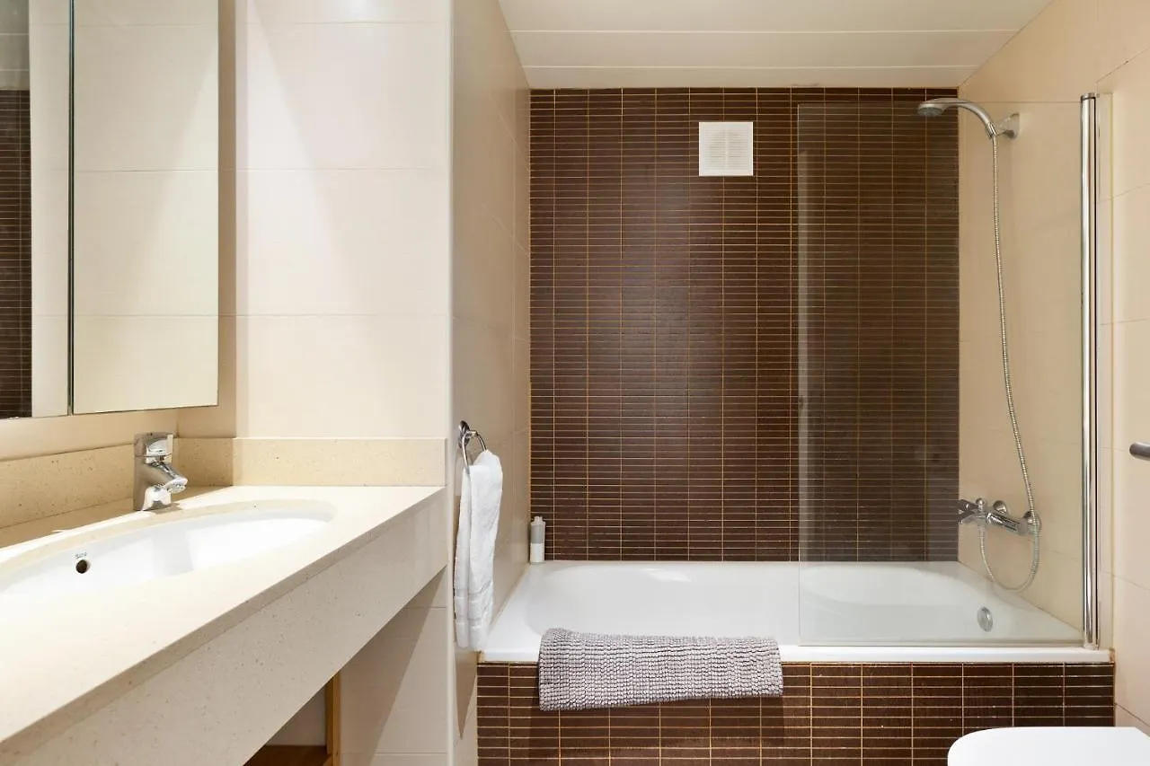 Les Corts Exclusive Apartments By Olala Homes Barcelona 0*,  Hiszpania