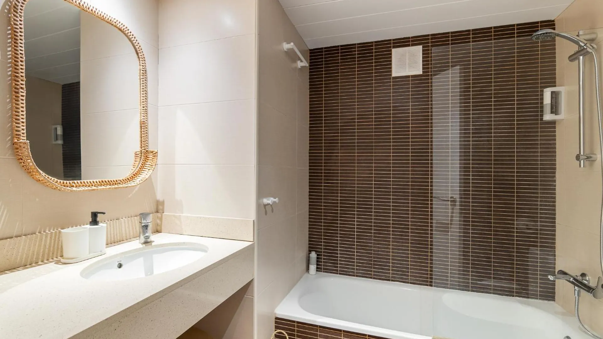 Olala Les Corts Exclusive Apartments Barcelone